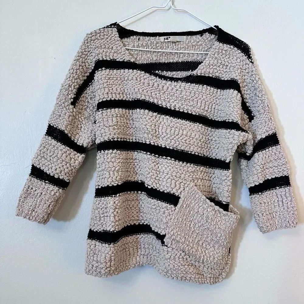 Jolt Women's Beige and Black Striped Knit Sweater Size Medium